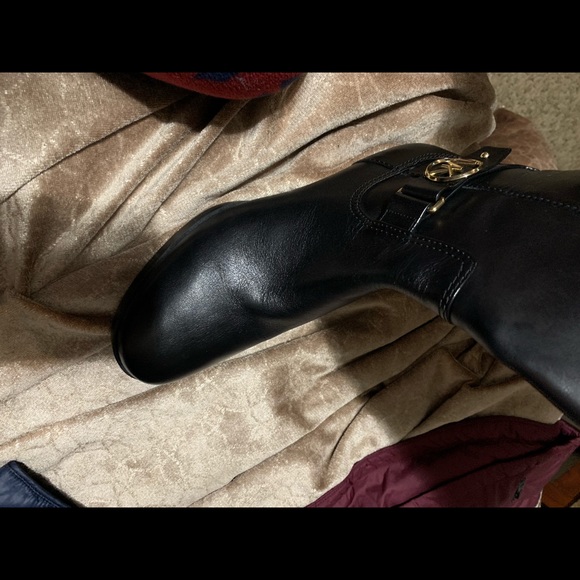 Michael Kors boots size 6.5 - Picture 1 of 2
